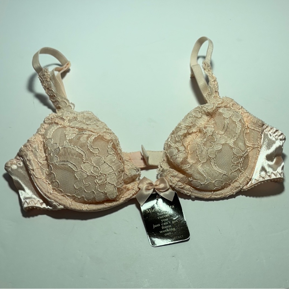 NWT Vintage Victoria’s Secret The Miracle Bra Pink Satin Lace Sexy Floral SZ 32A